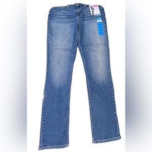 Bend new  Levi’s jeans